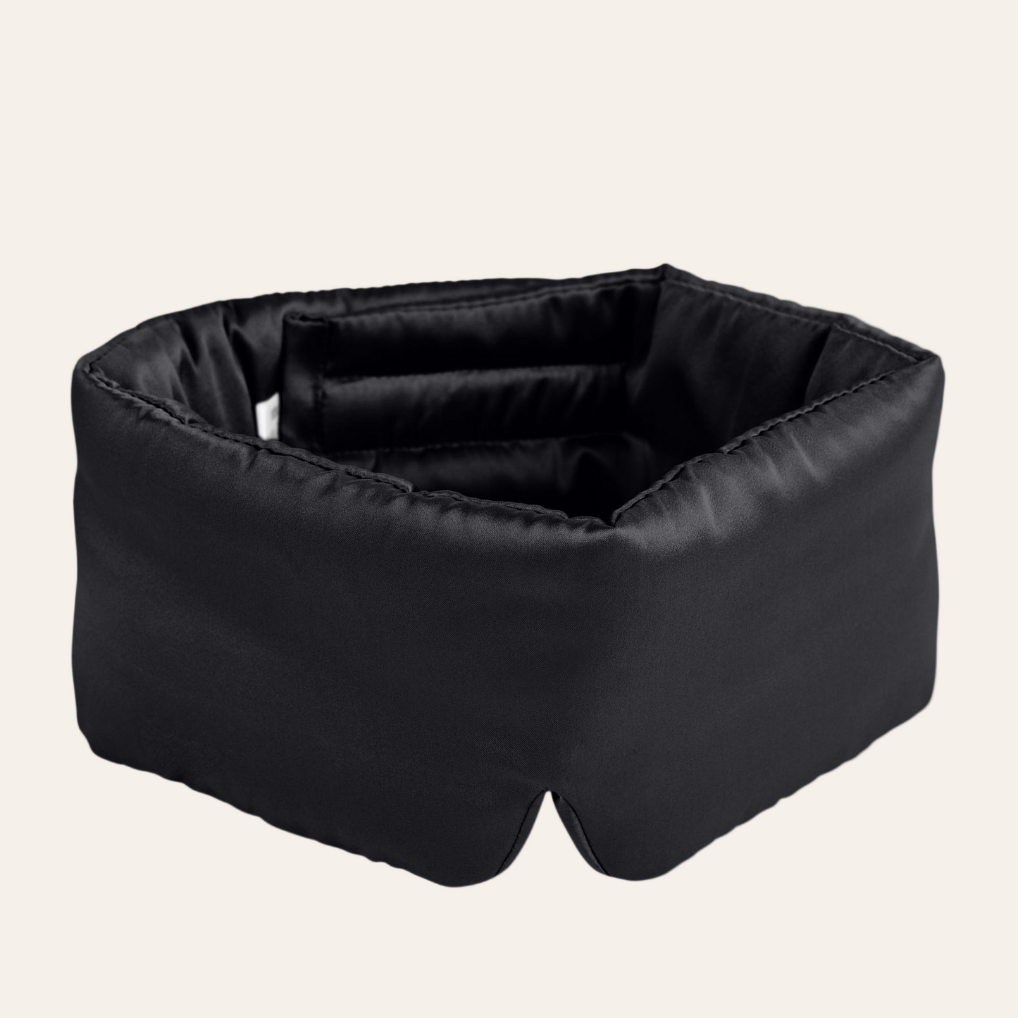 Masque de nuit en soie couleur Ébène, raffiné et luxueux, pour un sommeil profond et sans lumière.